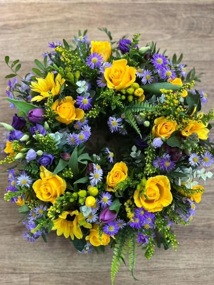 Mixed Wreath