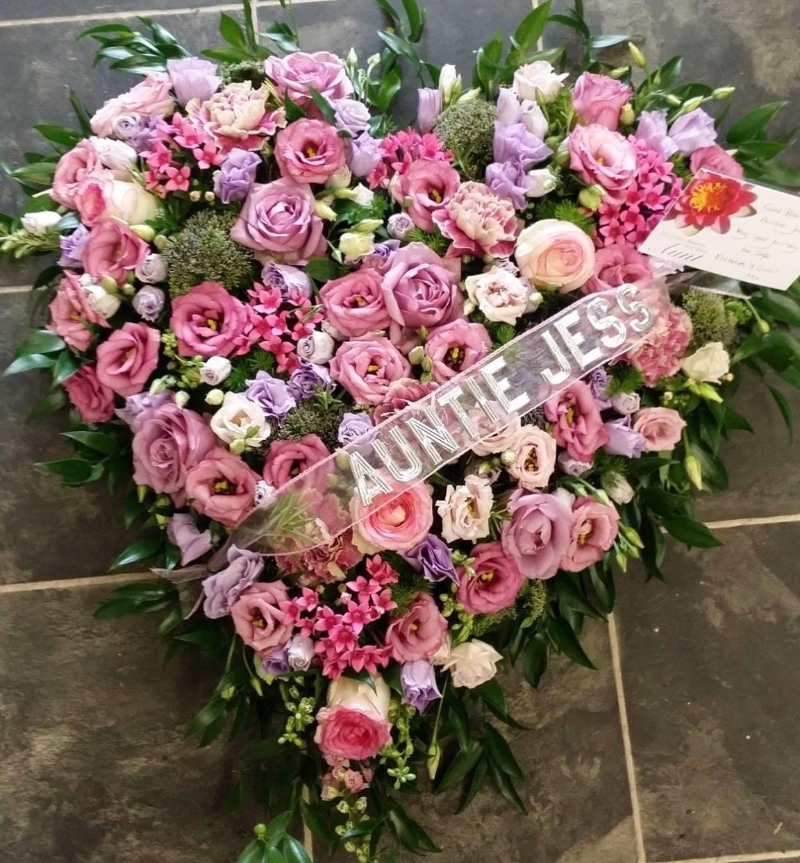 Mixed Flower Heart