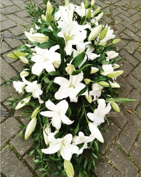 Double Ended Spray Lilies